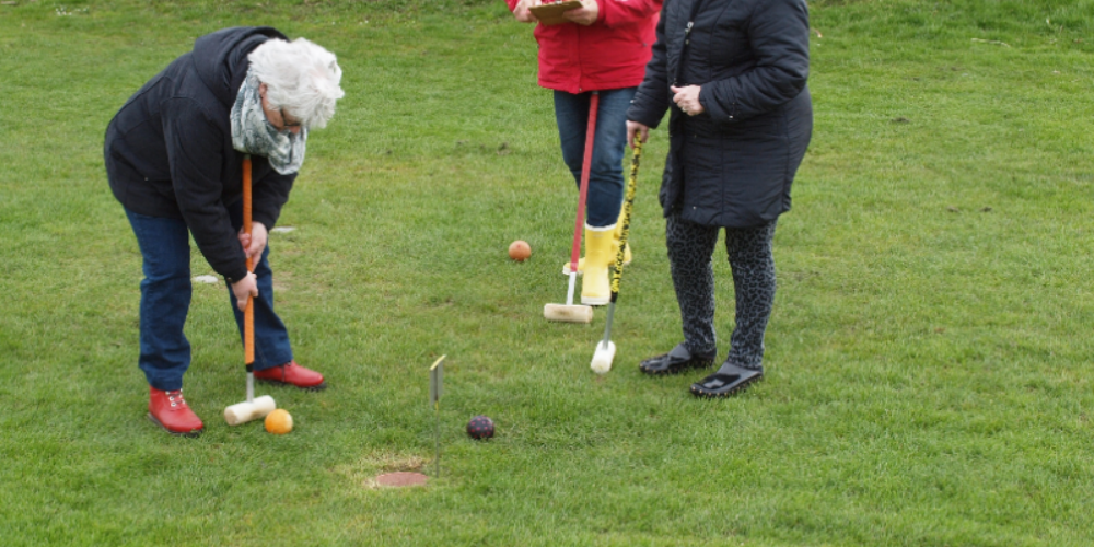 Kolding KFUM Senioridræt - Krolf og Petanque og Bueskydning i Kolding