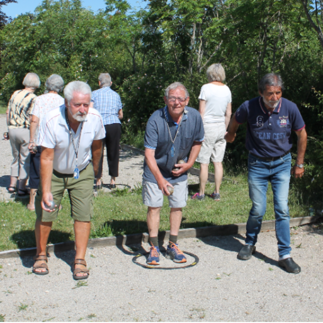 Motion for ældre. Sommer petanque tryout image