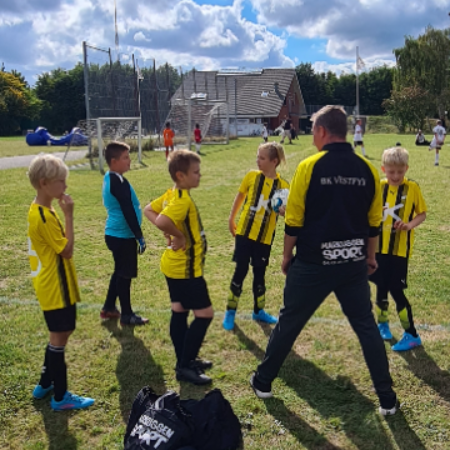 Fodbold for drenge (8-10år) tryout image