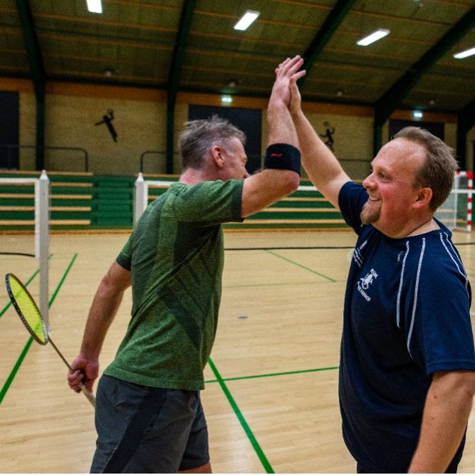 Badminton (kom og vær´ med hold) tryout image