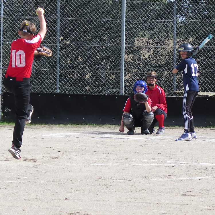 U12 Softball for alle (9-12 år) tryout image