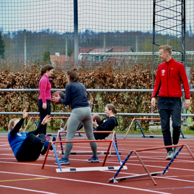 Trackfit for kvinder og mænd (30+) tryout image