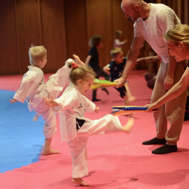 Familiehold 3 - 5 år - Søndag tryout image