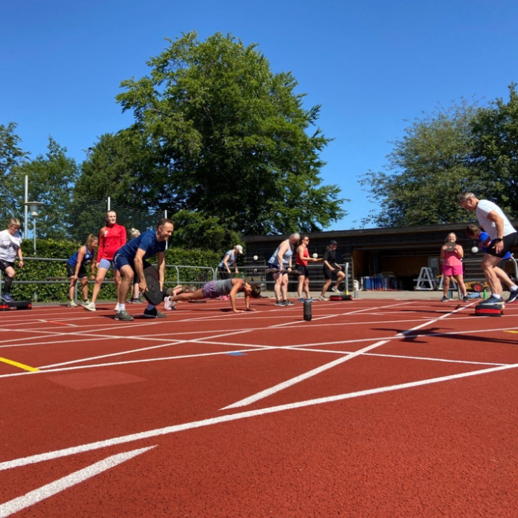 Trackfit for kvinder og mænd (30+) tryout image