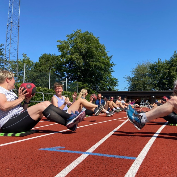 Trackfit for kvinder og mænd (30+) tryout image