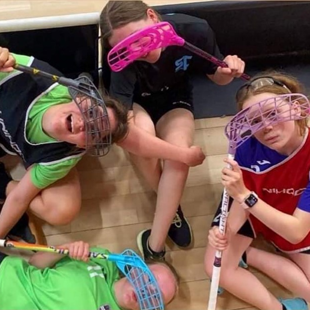 Pigefloorball for sjov tryout image