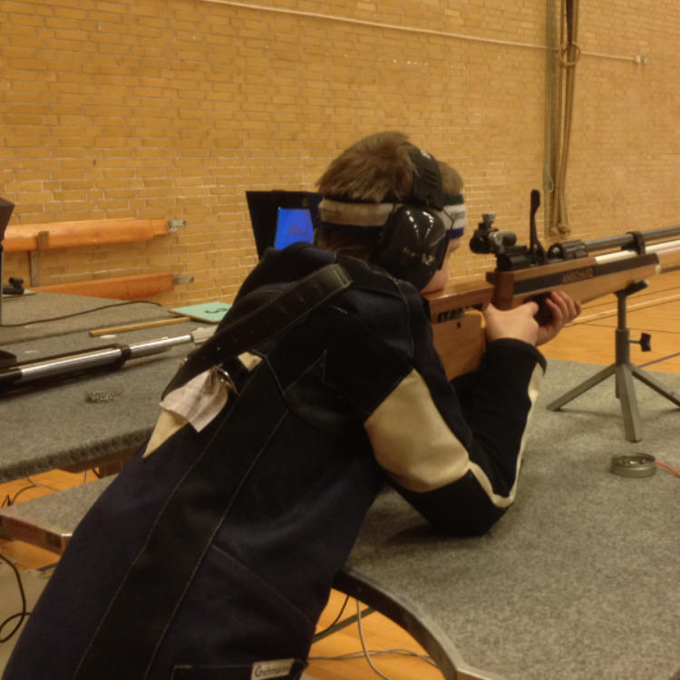Træningsaften på riffel og pistol tryout image
