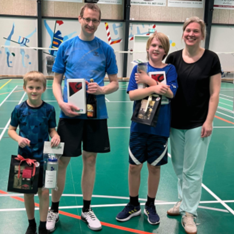 FamilieFjer - badminton for alle tryout image