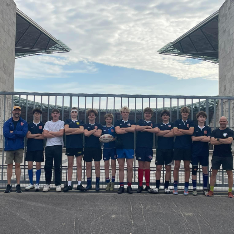 Rugby til drenge og piger i alderen 17-18 år tryout image