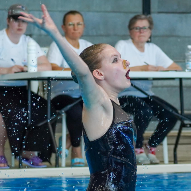 Kunstsvømning, børn og unge tryout image