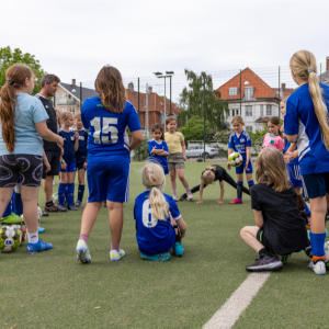 Pigefodbold U8 / Årgang 2018