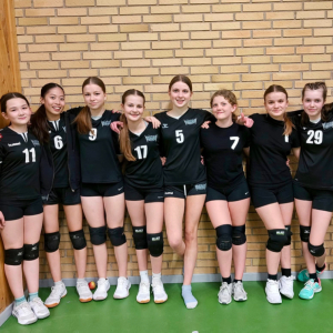 DU17 (piger under 17)