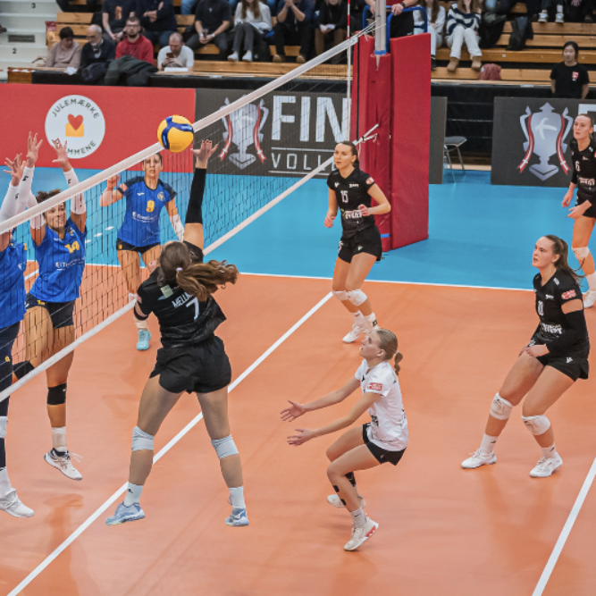 Aarhus Try Out Volleyball med pizza