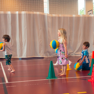 Basketball i Valby for drenge og piger U5 U7 mix