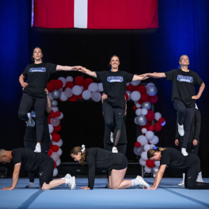 Cheerleading - Geckos Vengeance