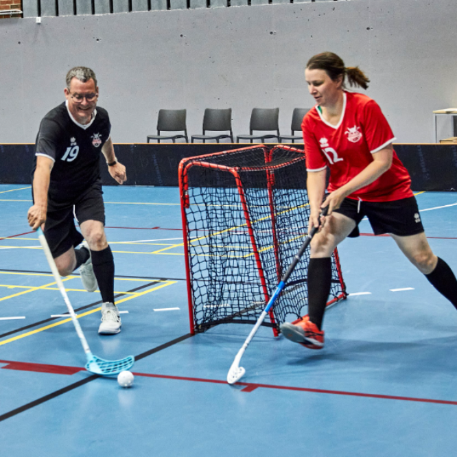 Voksenfloorball Mix - fælles træning tryout image