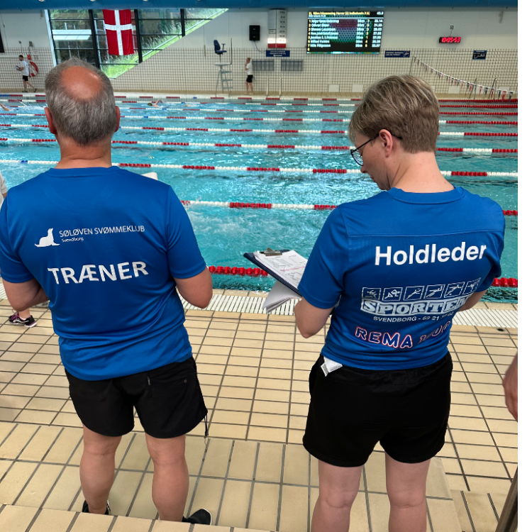 Konkurrence Svømning for 11-22 årige tryout image