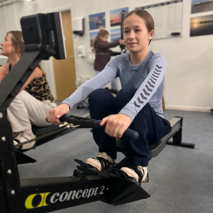 PWRGRLS & Young Guns (12-16 år) tryout image