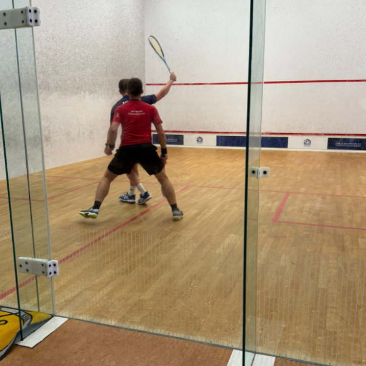 Prøv squash med koldings bedste tryout image