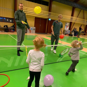 TumleTon - Forældre-barn badminton