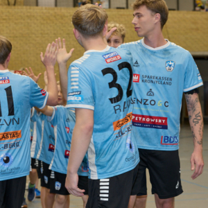 Serie 2 og 3 herre. Hver mandag og onsdag