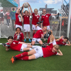 Træning U-9 (Årgang 2017) (Pigehold)