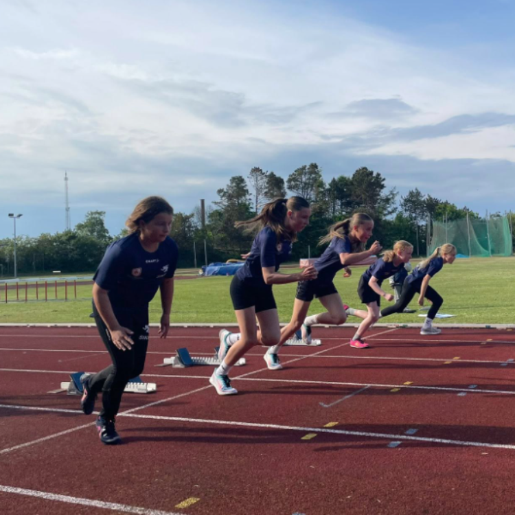 Atletiktræning (12år og ældre) - TORSDAG tryout image