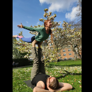 Akroyoga