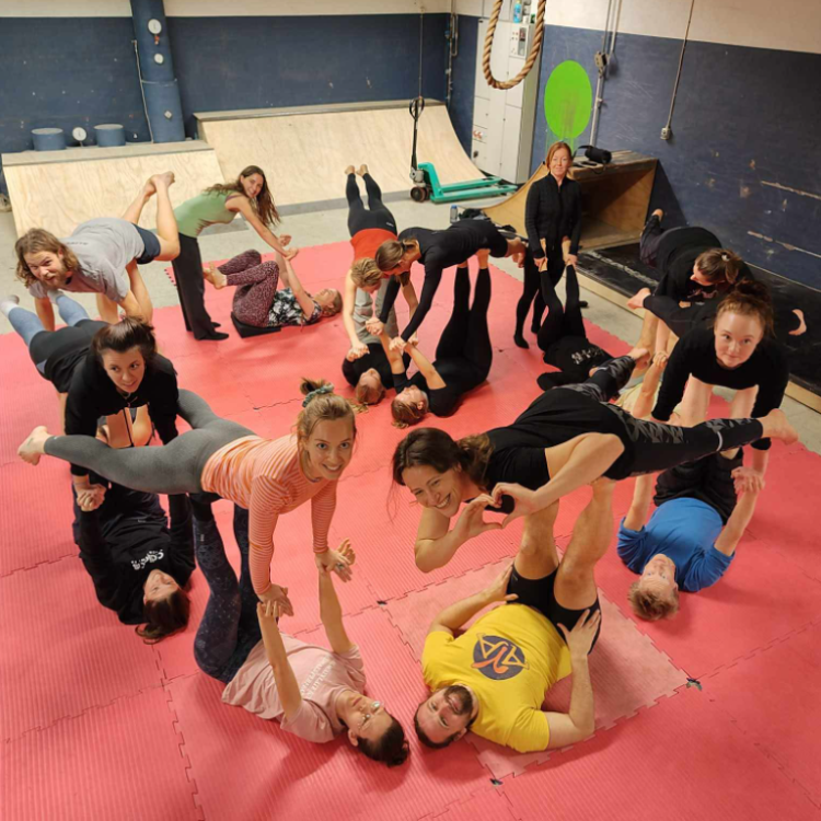 Akroyoga tryout image