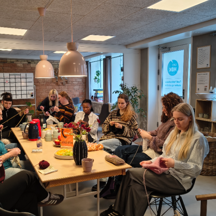 StrikkeCafé i Café HØK