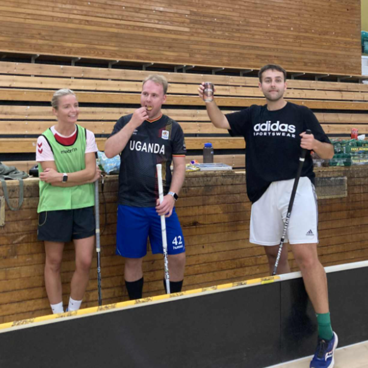 Floorball for alle/everyone! tryout image