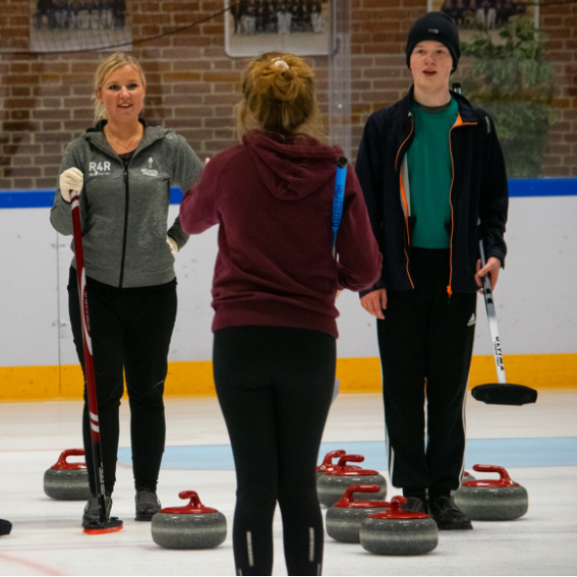 Try-out Curling tryout image