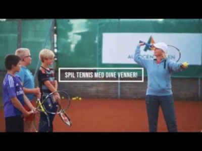 Tennistræning for juniorer mellem 7 og 17 år